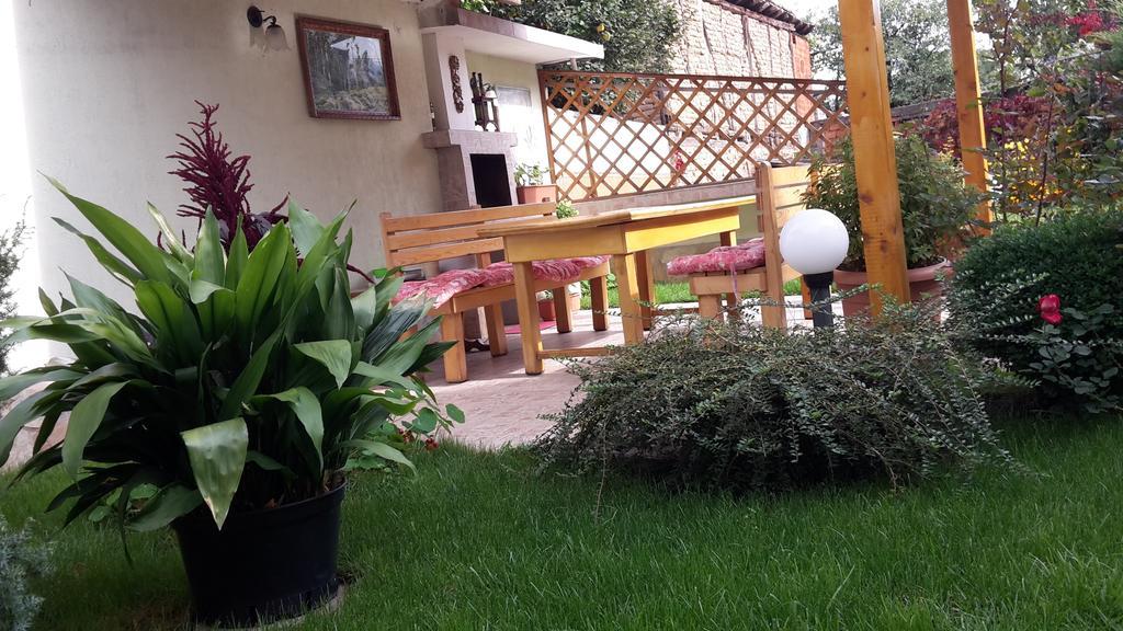 Kyurkchievi Guest House ساباريفا بانيا المظهر الخارجي الصورة