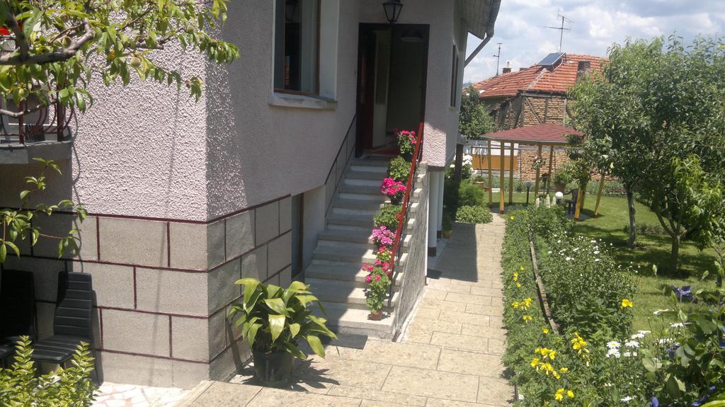 Kyurkchievi Guest House ساباريفا بانيا المظهر الخارجي الصورة