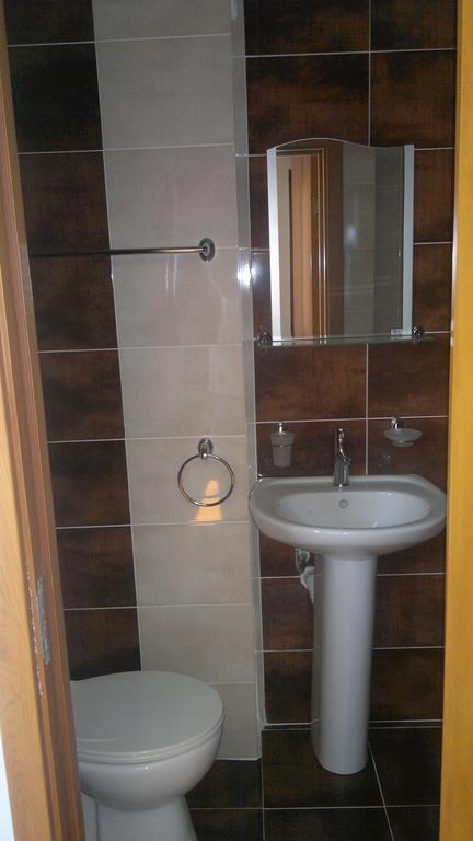 Kyurkchievi Guest House ساباريفا بانيا الغرفة الصورة