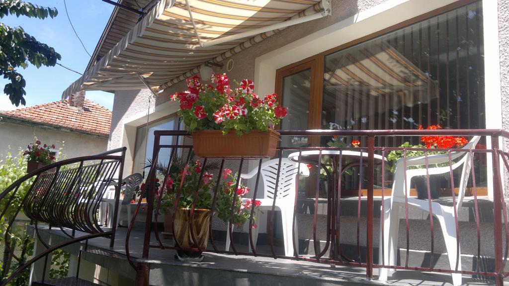 Kyurkchievi Guest House ساباريفا بانيا المظهر الخارجي الصورة